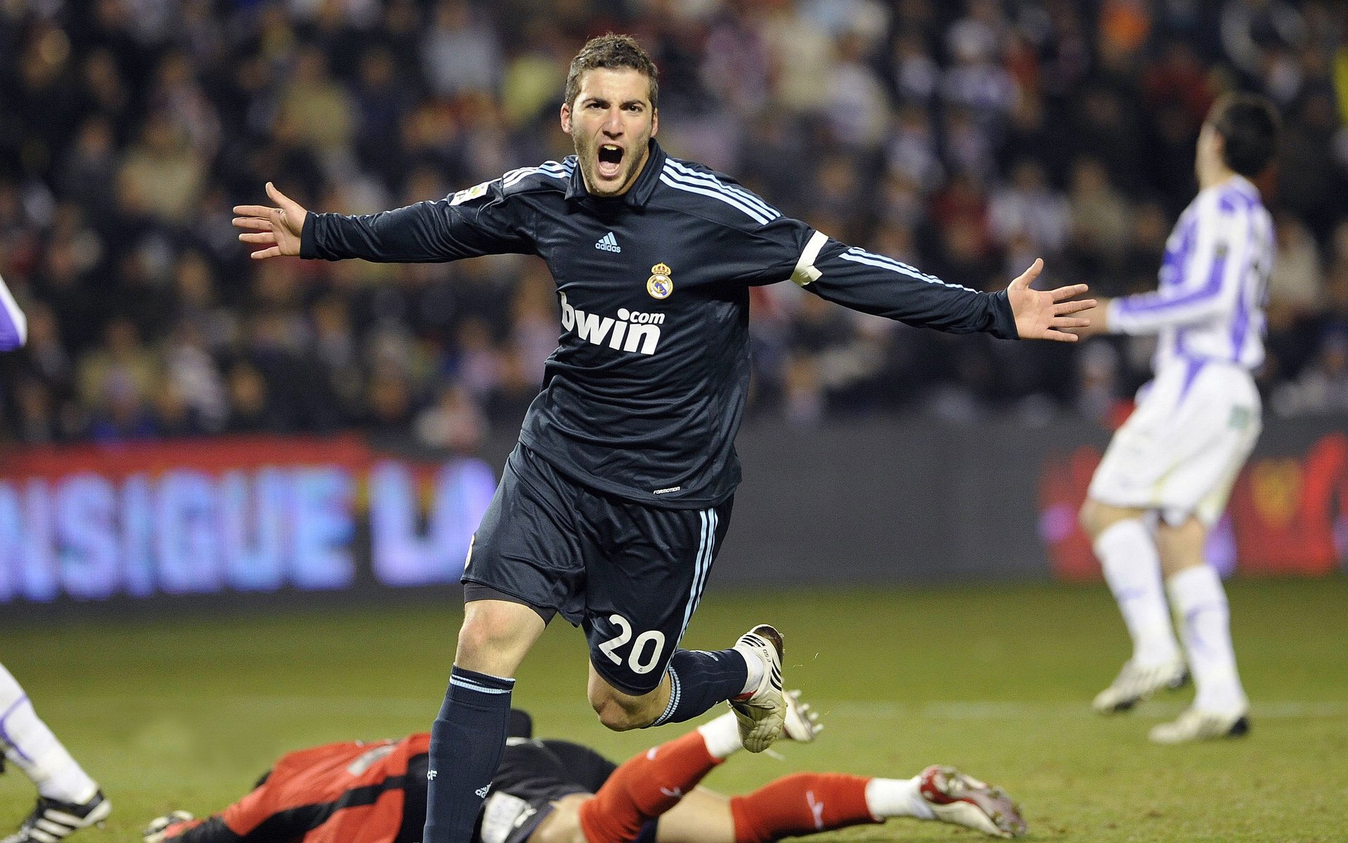 CS2 赛区战队竞争异常激烈，csgo参赛队伍